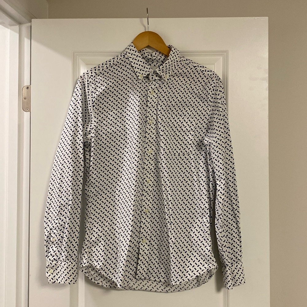 Goodfellow & Co. Men’s Slim Fit Button-Down Shirt